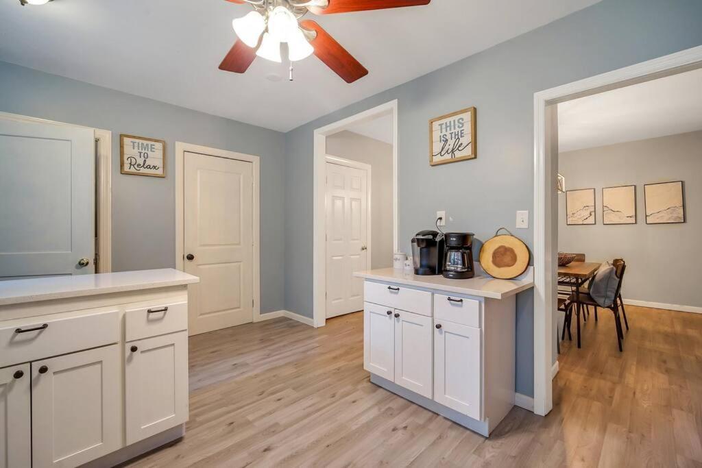 New Cheerful Renovated Home - 5 Min To Downtown! Savannah Buitenkant foto